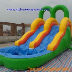 Inflatable wet slide